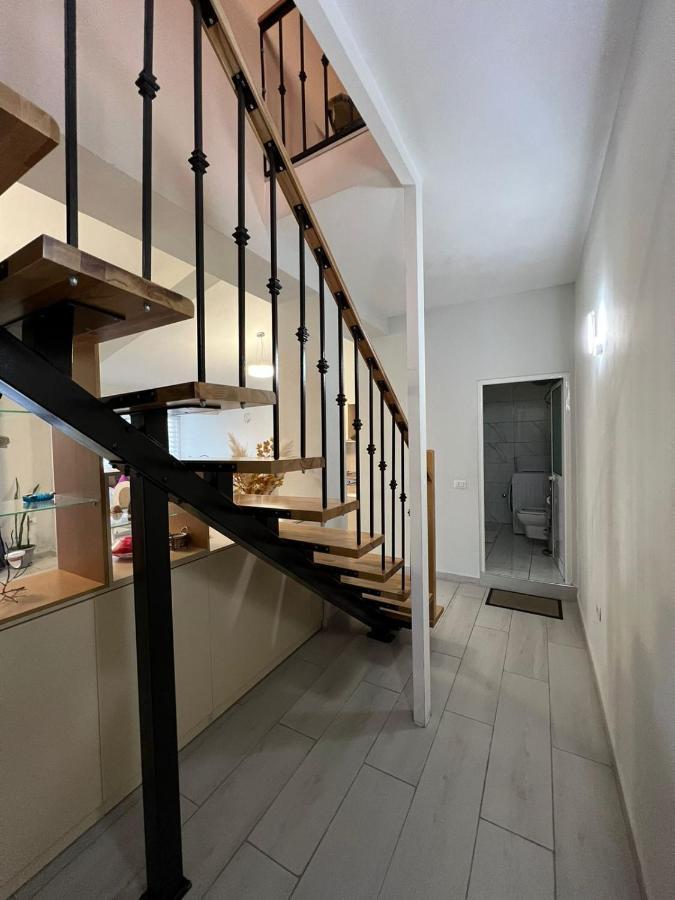 Shkodra Duplex Apartment ภายนอก รูปภาพ