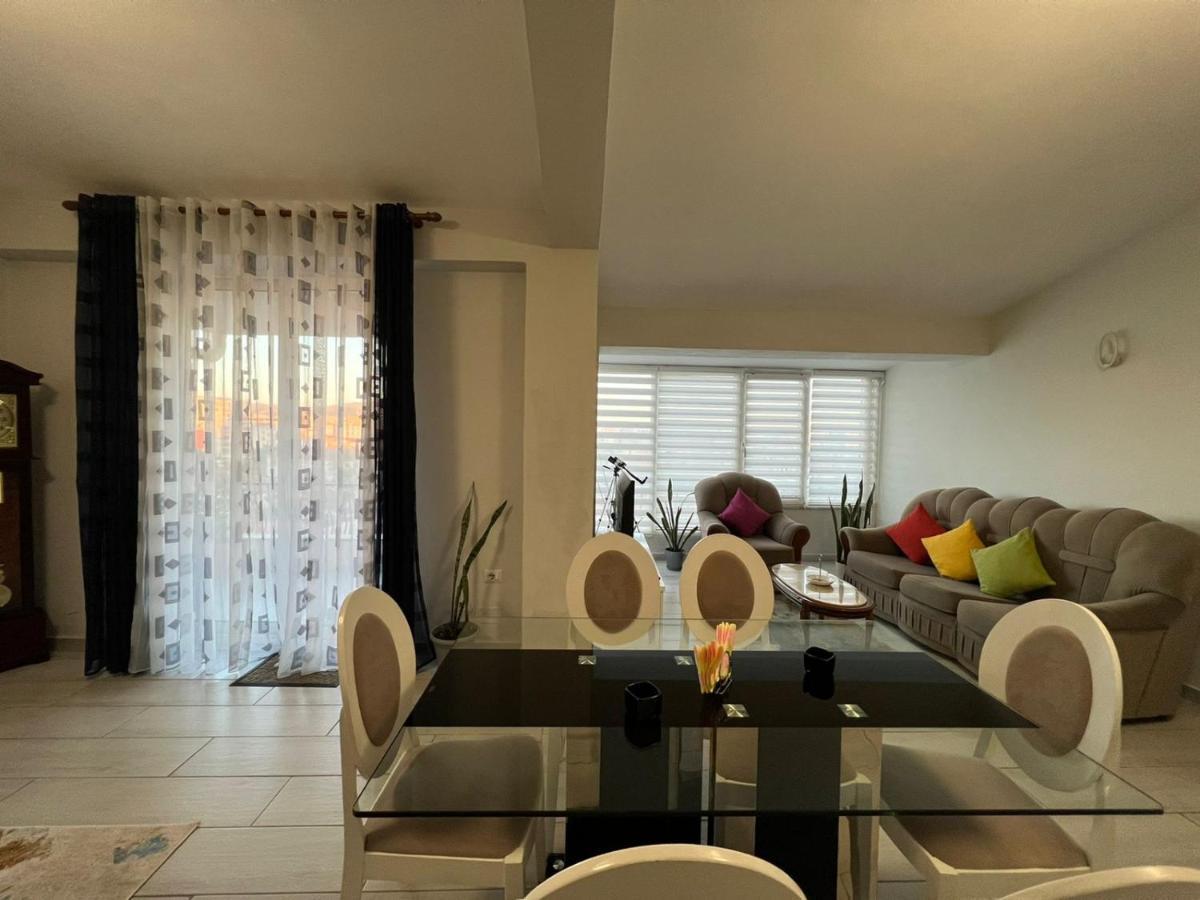 Shkodra Duplex Apartment ภายนอก รูปภาพ