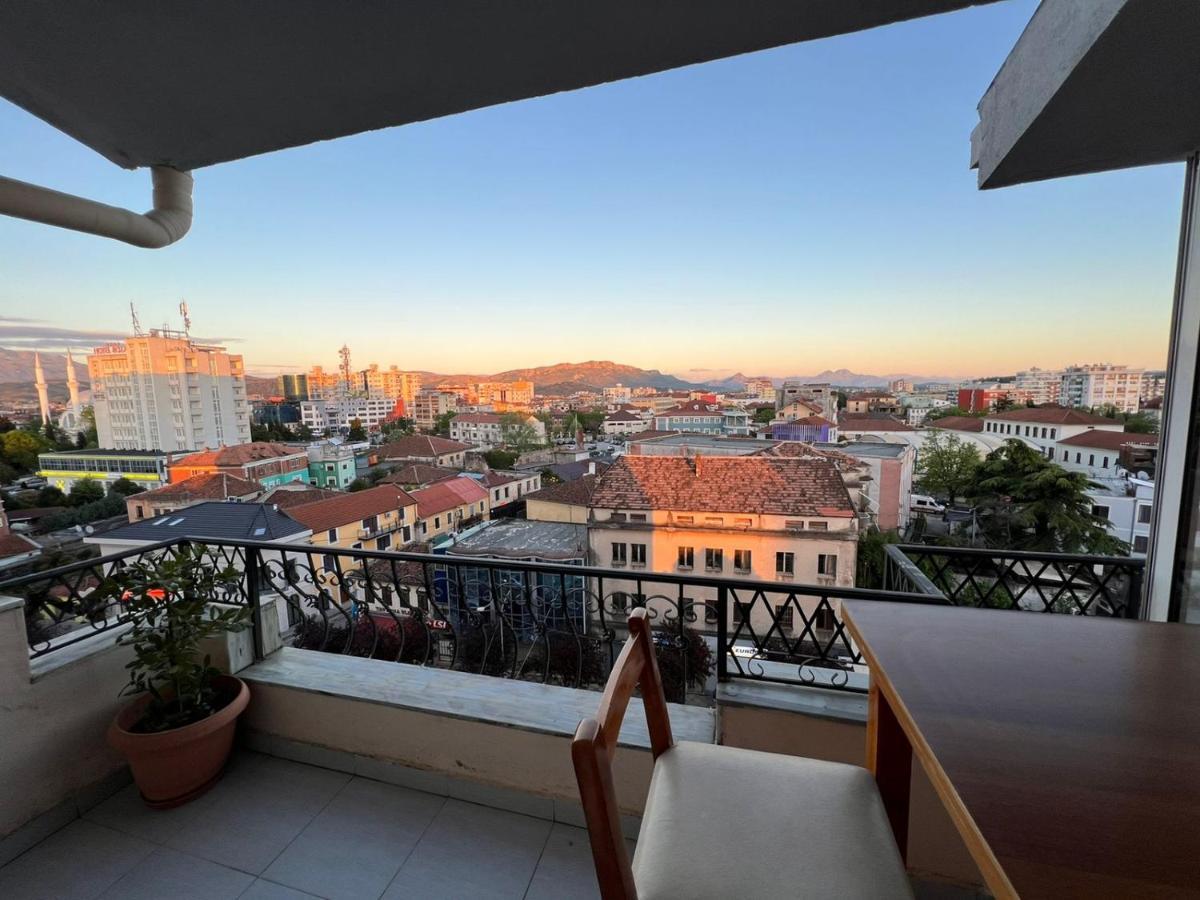 Shkodra Duplex Apartment ภายนอก รูปภาพ