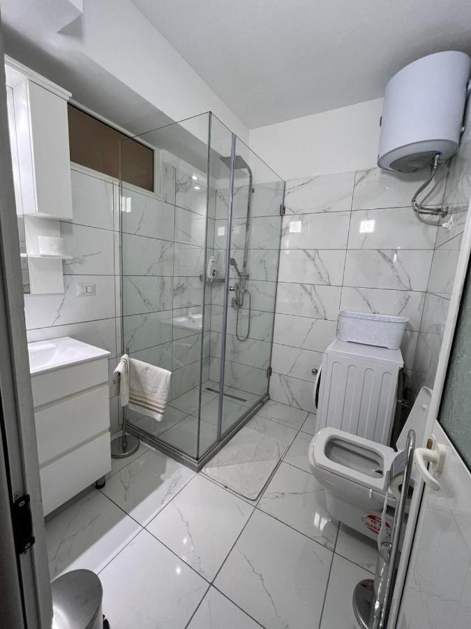 Shkodra Duplex Apartment ภายนอก รูปภาพ